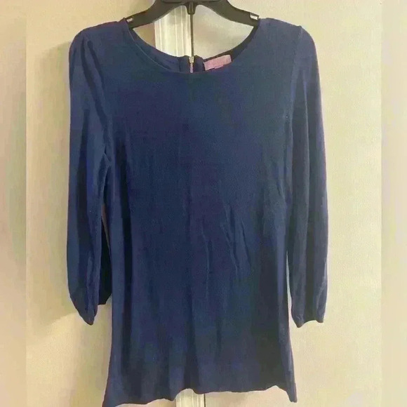 LILLY Pulitzer navy blue 10% silk crewneck pullover sweater. Medium - Picture 1 of 6